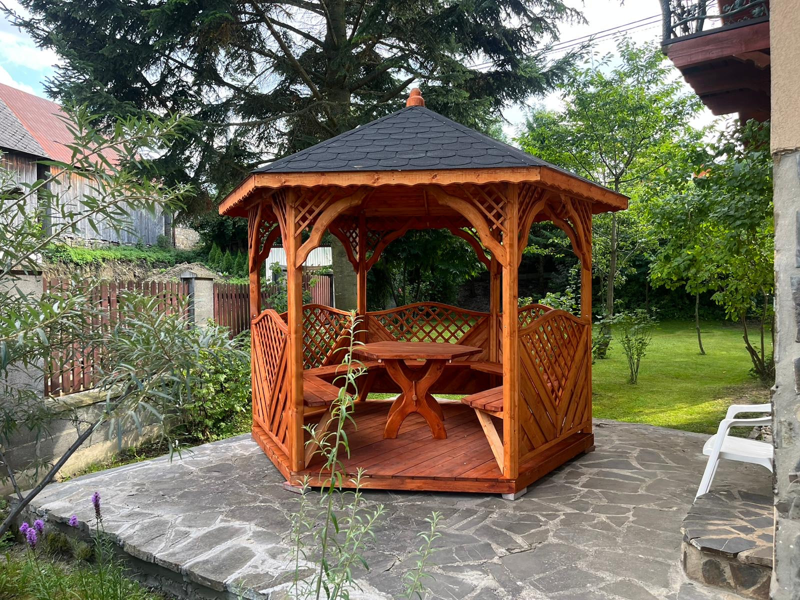 KOMPLETNÝ ZÁHRADNÝ ALTÁNOK